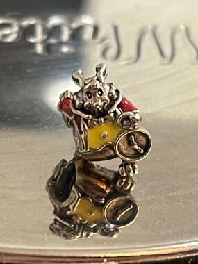 Pandora Disney Alice in Wonderland White Rabbit charm
